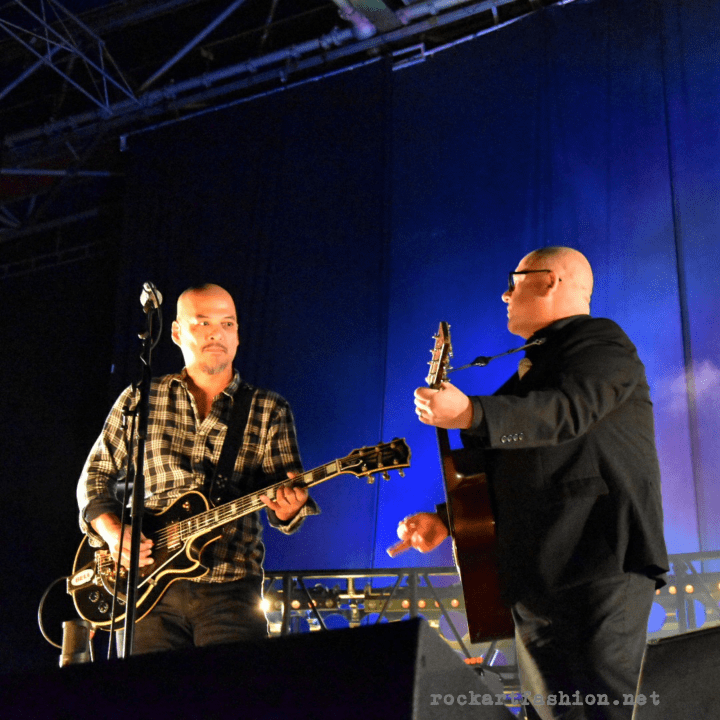 photogrid_1482841321344